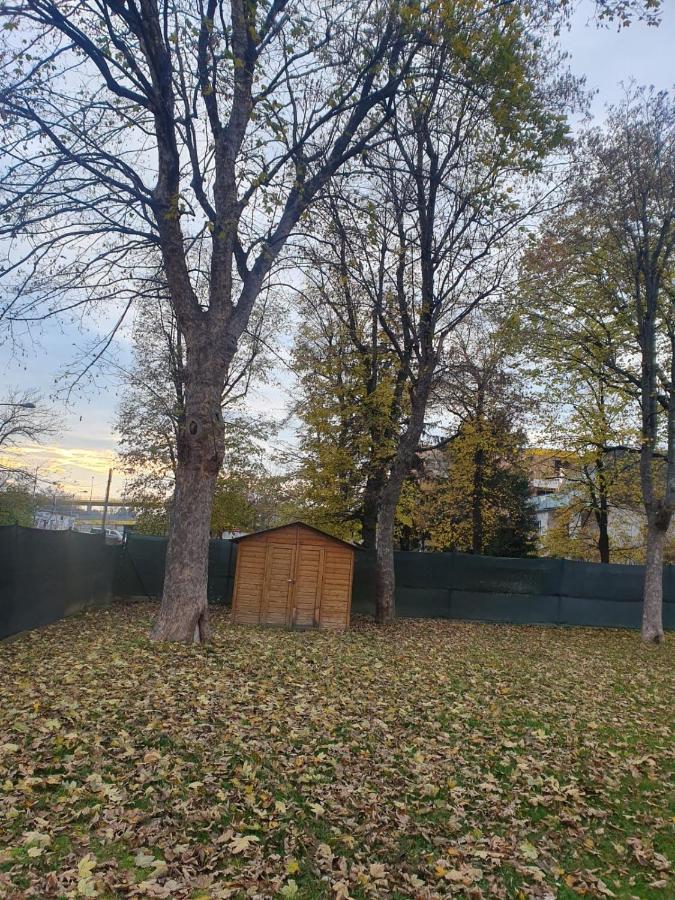 Breathtaking Shared Villa Near Danube River /W Garden And Parking Вена Экстерьер фото