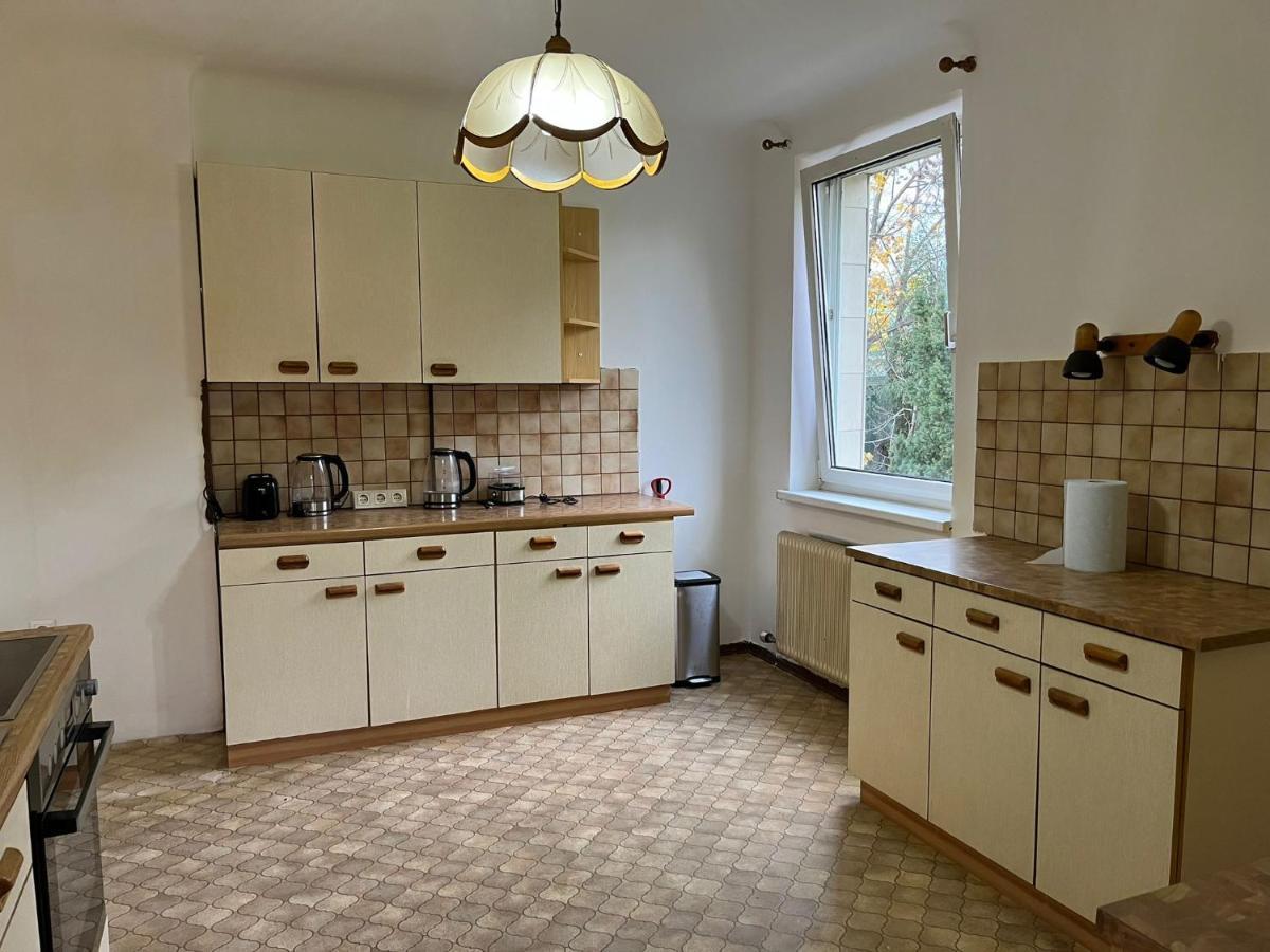 Breathtaking Shared Villa Near Danube River /W Garden And Parking Вена Экстерьер фото