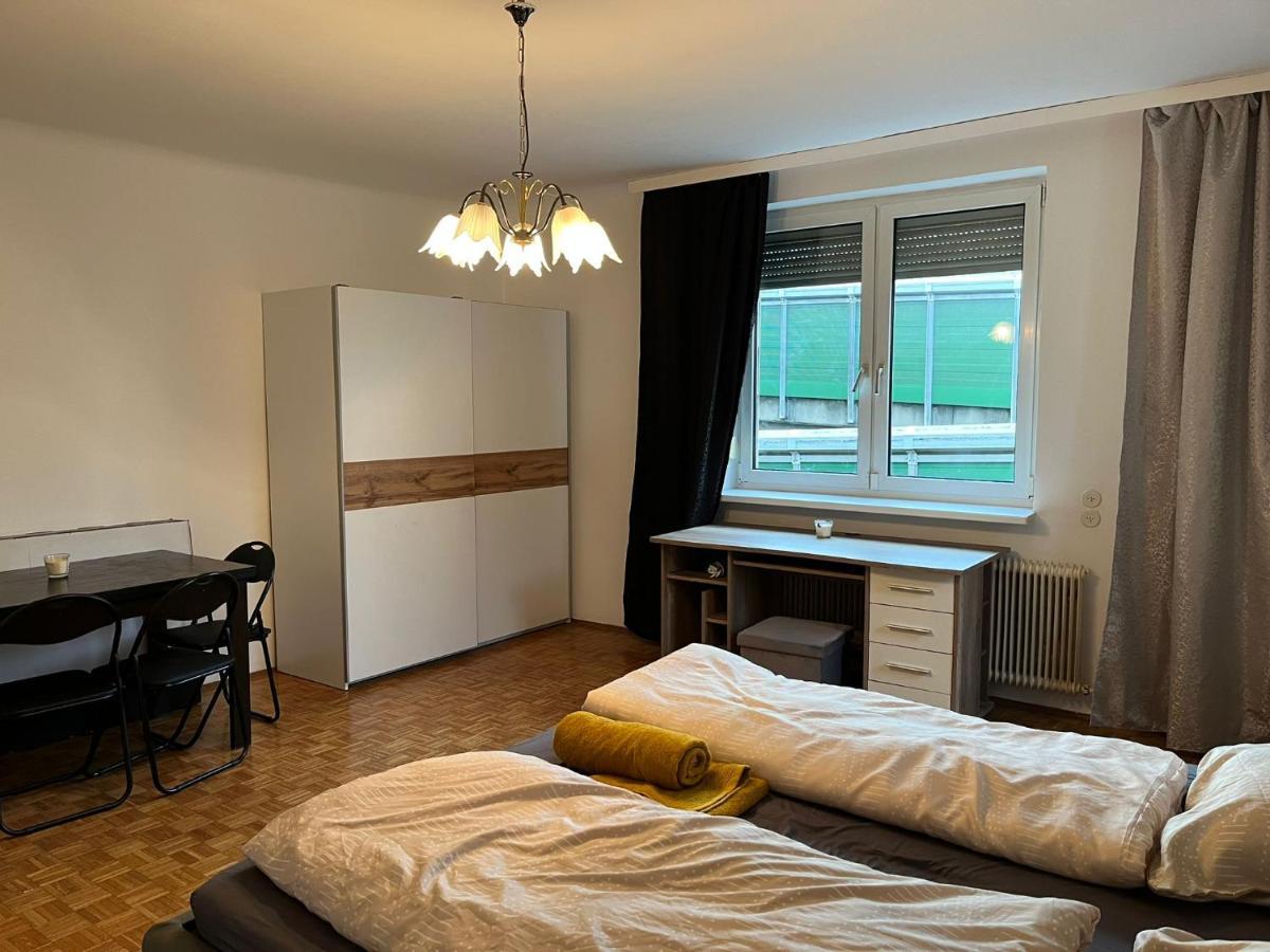 Breathtaking Shared Villa Near Danube River /W Garden And Parking Вена Экстерьер фото