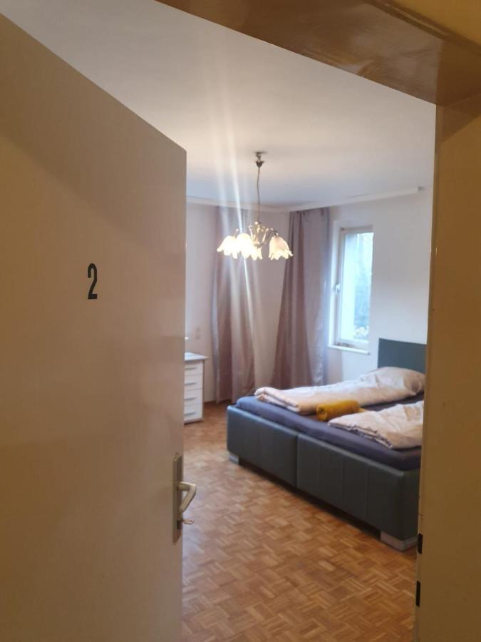 Breathtaking Shared Villa Near Danube River /W Garden And Parking Вена Экстерьер фото